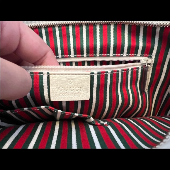 Gucci GG Canvas Bag - Picture 8 of 16